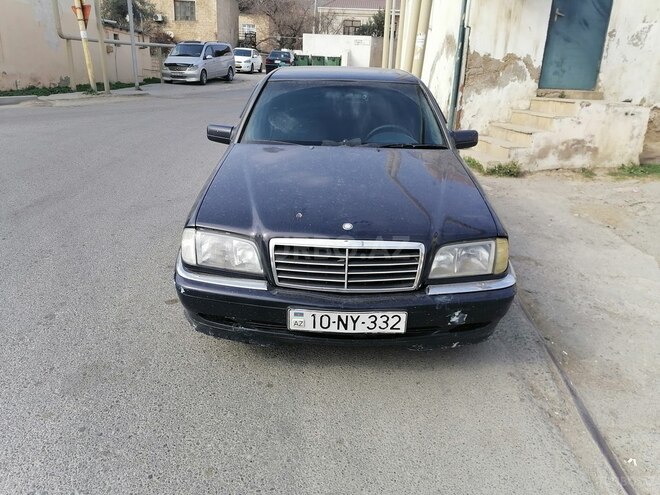Mercedes C 220 1997, 402,000 km - 2.2 l - Bakı