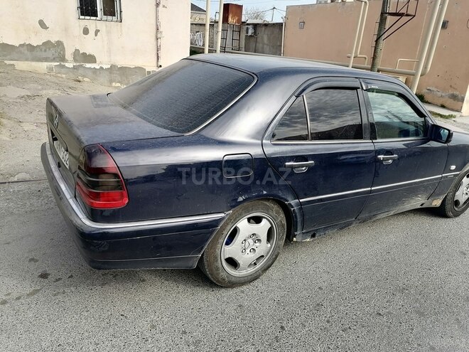 Mercedes C 220 1997, 402,000 km - 2.2 l - Bakı