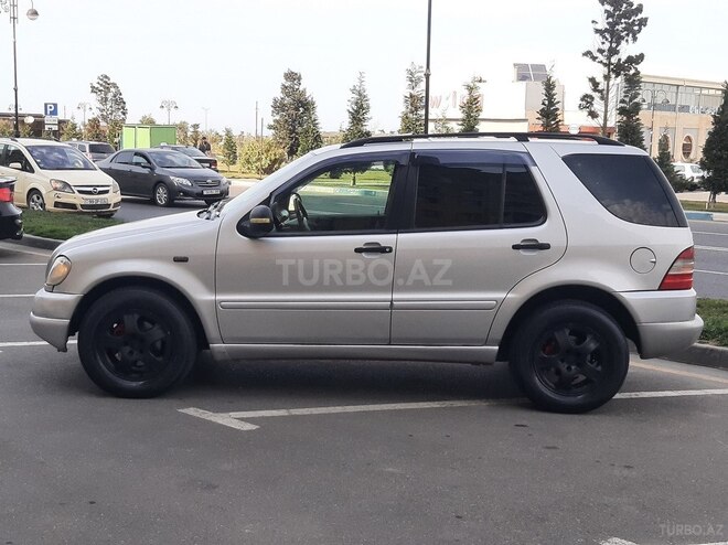Mercedes ML 320 1998, 238,000 km - 3.2 l - Sumqayıt