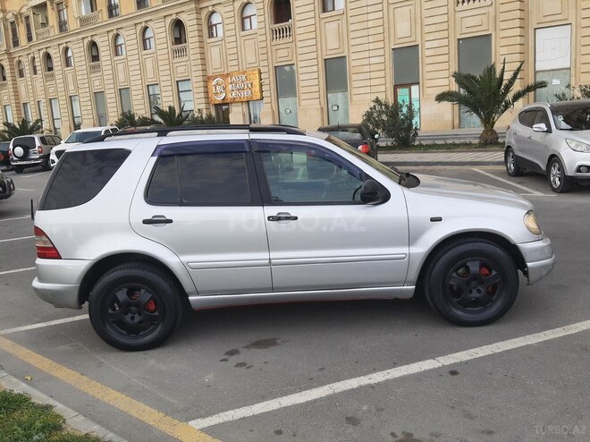 Mercedes ML 320 1998, 238,000 km - 3.2 l - Sumqayıt