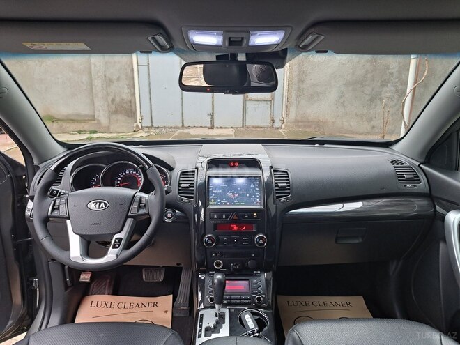Kia Sorento 2011, 114,500 km - 2.0 l - Tovuz