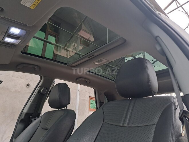 Kia Sorento 2011, 114,500 km - 2.0 l - Tovuz