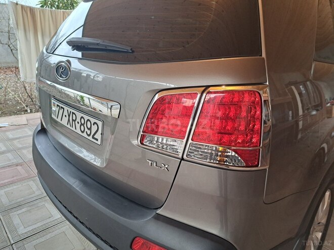 Kia Sorento 2011, 114,500 km - 2.0 l - Tovuz
