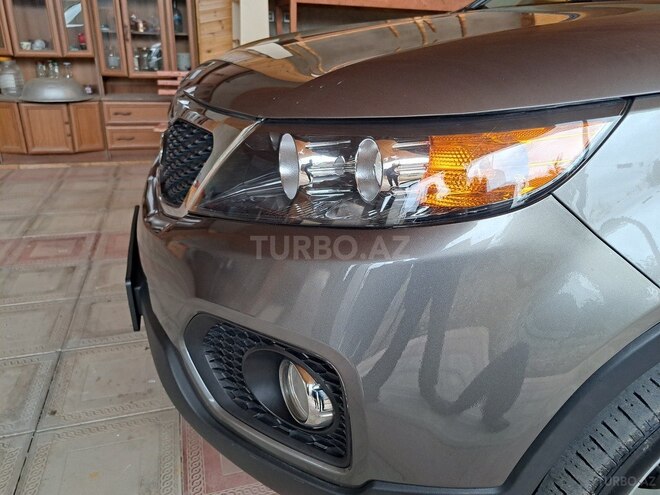 Kia Sorento 2011, 114,500 km - 2.0 l - Tovuz