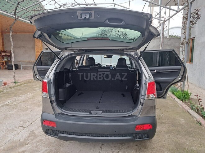 Kia Sorento 2011, 114,500 km - 2.0 l - Tovuz