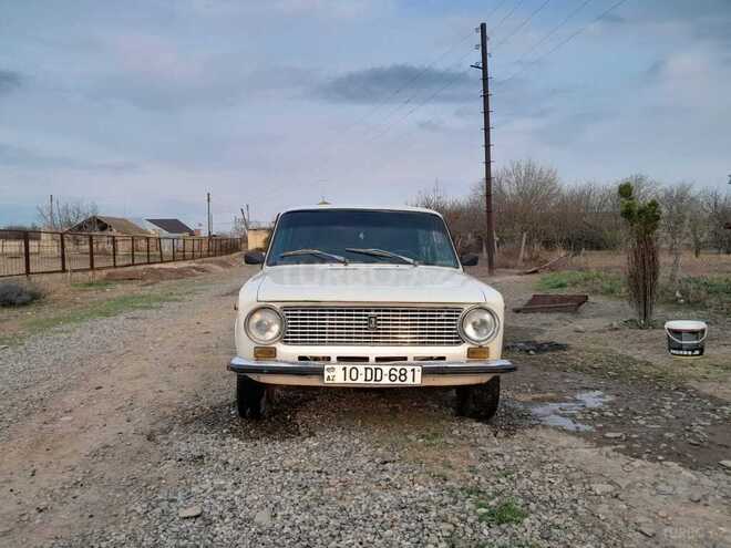 LADA (VAZ) 21011 1985, 100,000 km - 1.6 l - Gəncə