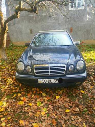 Mercedes E 200 1996, 580,000 km - 2.0 l - Qusar