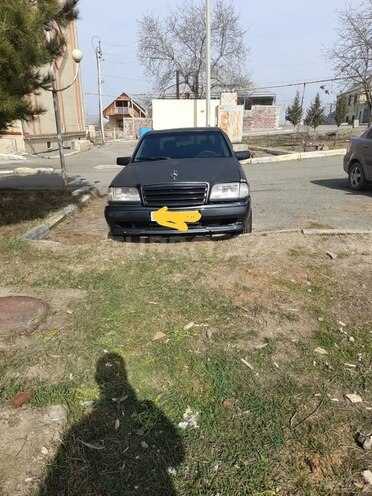 Mercedes C 180 1994, 400,000 km - 1.8 l - Gəncə