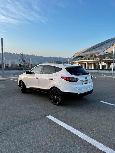 Hyundai ix35 2013, 222,000 km - 2.0 л - Bakı