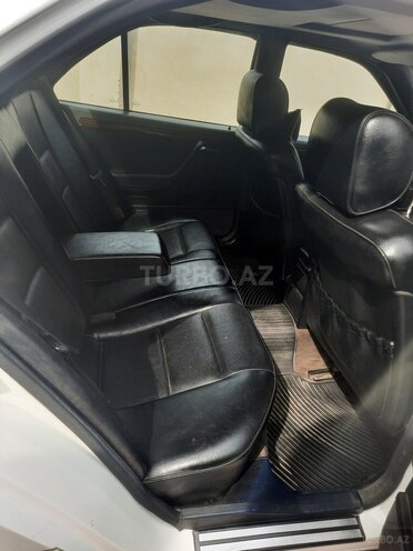 Mercedes C 200 1995, 390,000 km - 2.0 л - Bakı