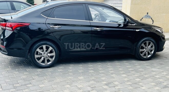 Hyundai Accent 2018, 93,000 km - 1.6 л - Bakı