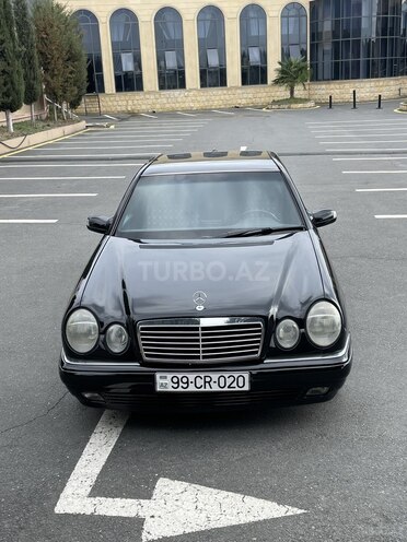 Mercedes E 200 1999, 277,640 km - 2.0 l - Zaqatala