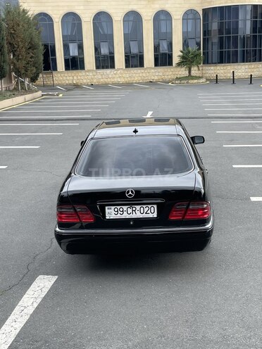 Mercedes E 200 1999, 277,640 km - 2.0 l - Zaqatala