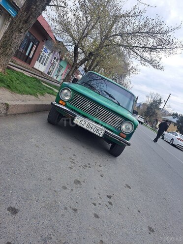 LADA (VAZ) 2101 1979, 250,000 km - 1.3 л - Qax