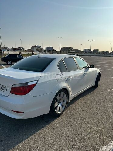 BMW 523 2006, 357,000 km - 2.5 л - Bakı