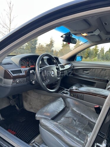 BMW 735 2002, 280,000 km - 3.6 l - Sumqayıt