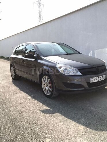 Opel Astra 2008, 211,000 km - 1.4 л - Bakı