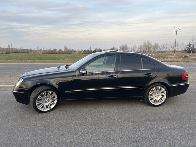 Mercedes E 240 2002, 300,110 km - 2.4 л - Füzuli