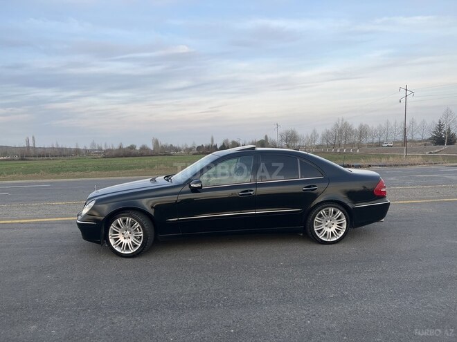 Mercedes E 240 2002, 300,110 km - 2.4 л - Füzuli