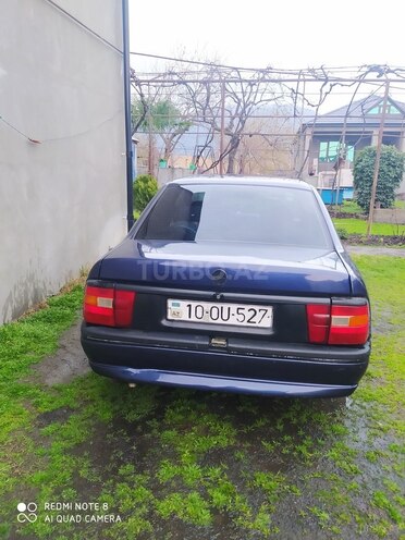 Opel Vectra 1995, 540,000 km - 1.8 l - Zaqatala