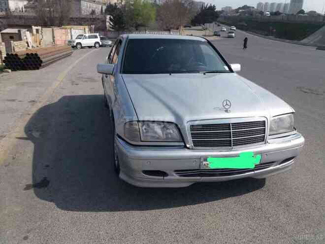 Mercedes C 220 2000, 570,600 km - 2.2 л - Bakı