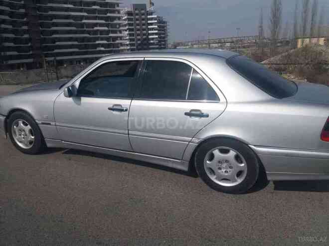 Mercedes C 220 2000, 570,600 km - 2.2 л - Bakı