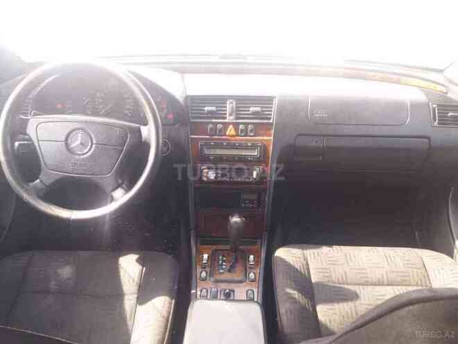Mercedes C 220 2000, 570,600 km - 2.2 л - Bakı