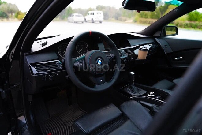 BMW 530 2005, 218,000 km - 4.4 l - Bakı