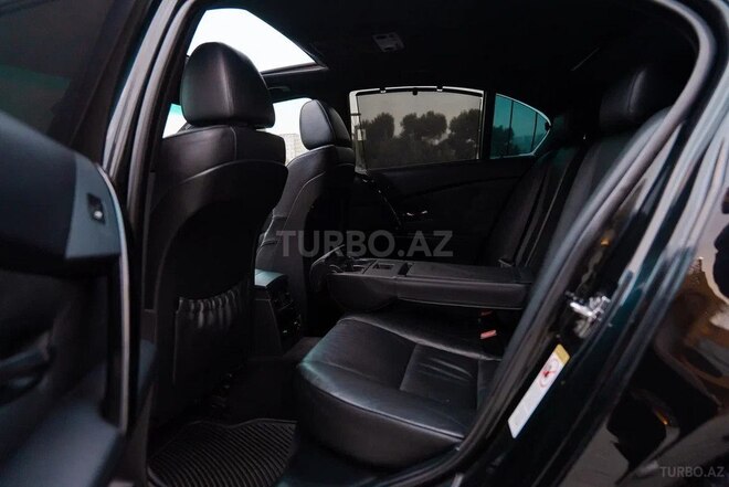 BMW 530 2005, 218,000 km - 4.4 l - Bakı
