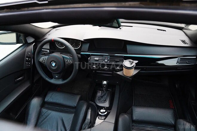 BMW 530 2005, 218,000 km - 4.4 l - Bakı