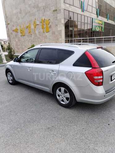 Kia Ceed 2009, 217,603 km - 1.6 l - Ucar
