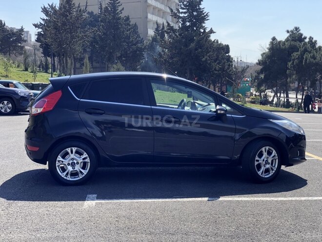 Ford Fiesta 2014, 207,000 km - 1.6 l - Bakı