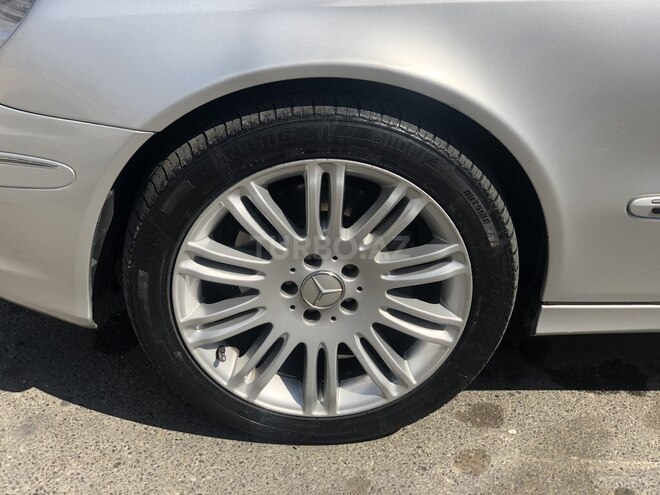 Mercedes E 320 2002, 265,112 km - 3.2 l - Bakı