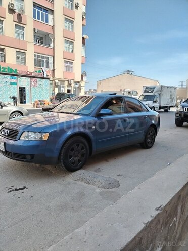 Audi A4 2003, 209,215 km - 1.8 l - Bakı