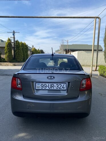 Kia Rio 2010, 368,792 km - 1.6 л - Bakı