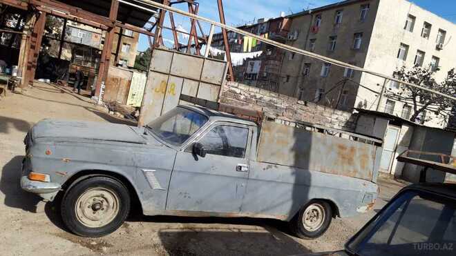 GAZ 24 1984, 300,000 km - 2.4 l - Bakı