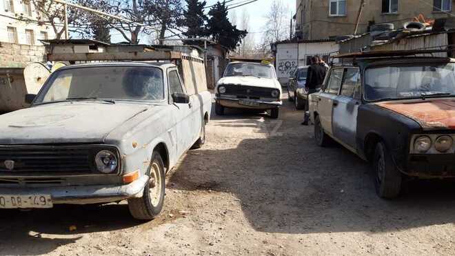 GAZ 24 1984, 300,000 km - 2.4 l - Bakı