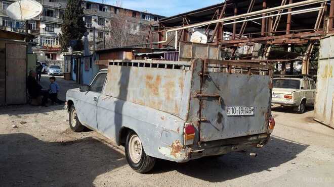 GAZ 24 1984, 300,000 km - 2.4 l - Bakı