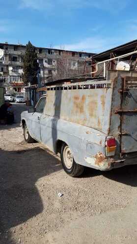 GAZ 24 1984, 300,000 km - 2.4 l - Bakı