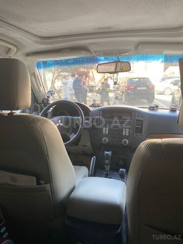 Mitsubishi Pajero 2009, 170,000 km - 3.0 л - Bakı