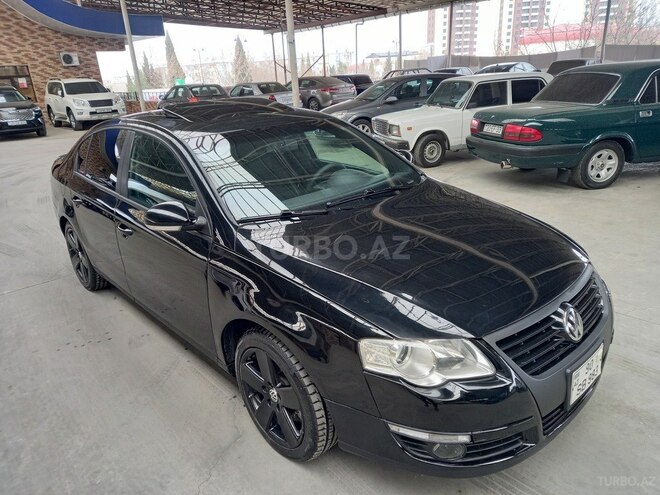 Volkswagen Passat 2005, 235,400 km - 2.0 l - Gəncə