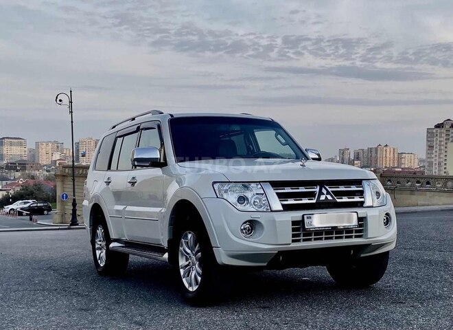 Mitsubishi Pajero 2013, 167,000 km - 3.8 л - Bakı
