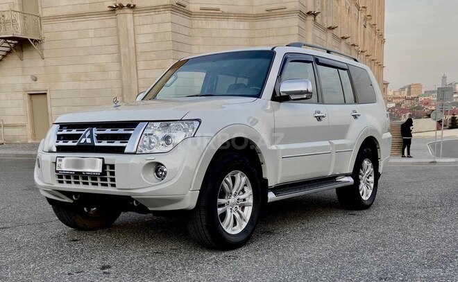 Mitsubishi Pajero 2013, 167,000 km - 3.8 л - Bakı