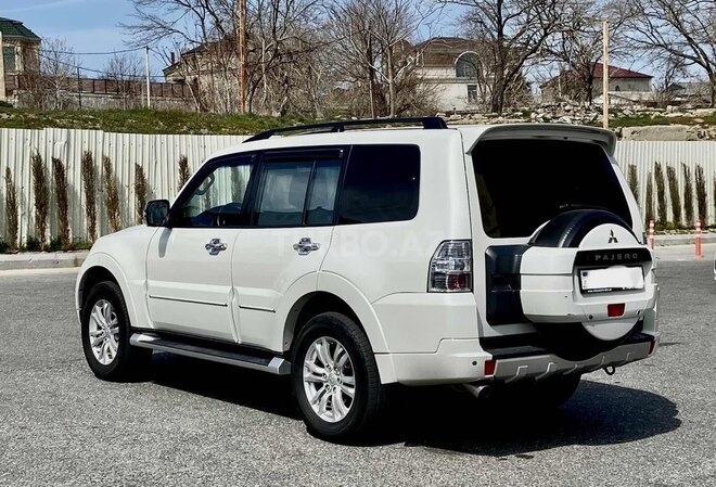 Mitsubishi Pajero 2013, 167,000 km - 3.8 л - Bakı