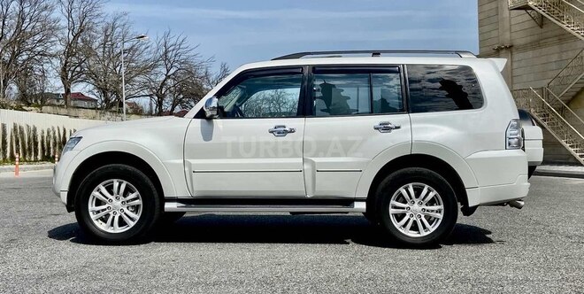 Mitsubishi Pajero 2013, 167,000 km - 3.8 л - Bakı