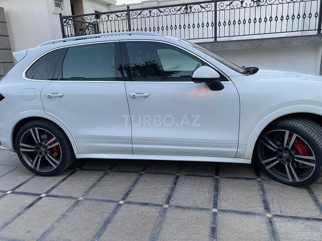 Porsche Cayenne GTS 2014, 180,000 km - 4.8 l - Bakı