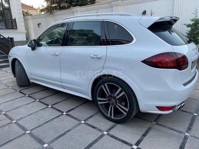 Porsche Cayenne GTS 2014, 180,000 km - 4.8 l - Bakı
