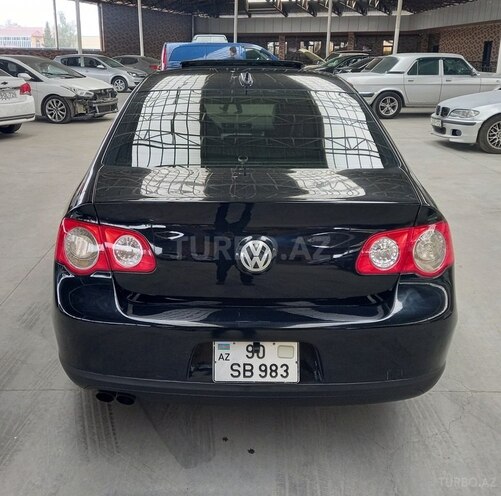 Volkswagen Passat 2005, 235,400 km - 2.0 l - Gəncə