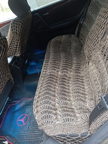 Mercedes E 240 1998, 299,900 km - 2.6 л - Bakı