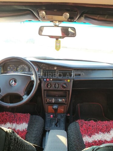 Mercedes 190 1992, 250,000 km - 2.0 l - Sumqayıt